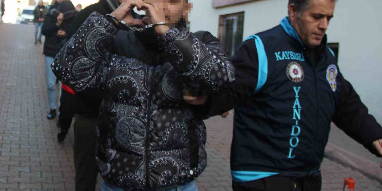 İşsizler Adına Banka Hesabı Açıp, Yasadışı Bahiste 223 Milyon Tl Haksız Kazanç Elde Ettiler