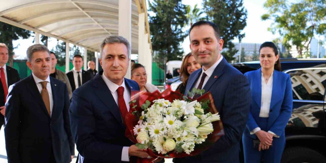 Antalya Cumhuriyet Başsavcısı Yakup Ali Kahveci Görevine Başladı