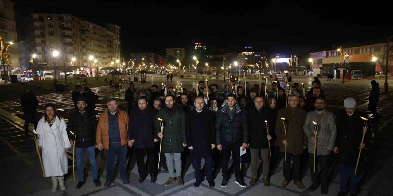 Elazığ’da 24 Ocak Depreminde Hayatını Kaybedenler Anıldı