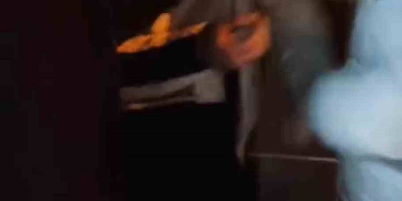 İstanbul’da Esnafın Yakaladığı Hırsıza Önce Sorgu Sonra Dayak Kamerada