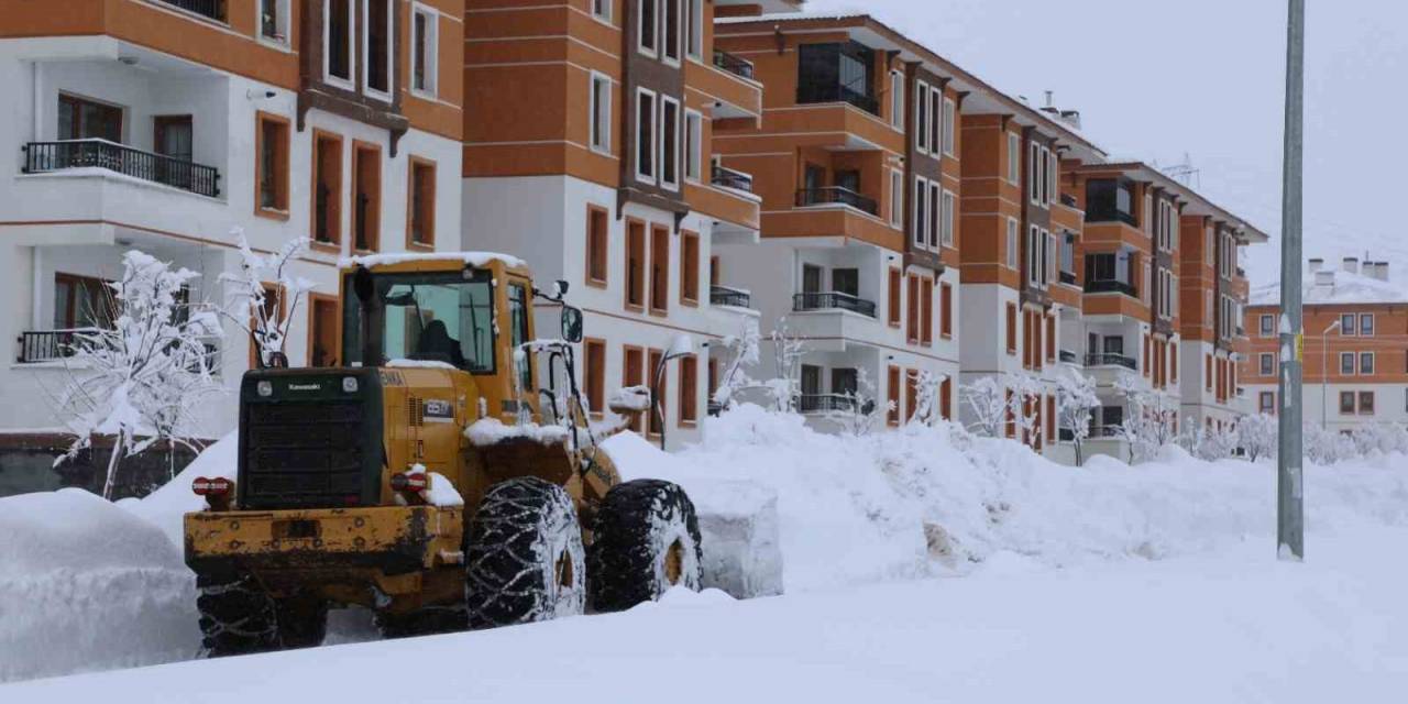 Bitlis’te 213 Köy Yolu Ulaşıma Açıldı