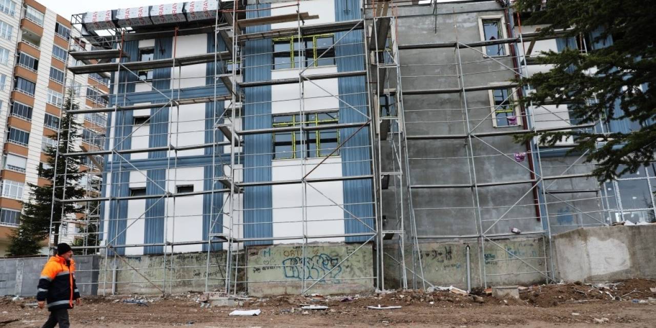 Başkan Çolakbayrakdar: “Her Yaşa Uygun, Her Yaştan İlgi Görecek Yeni Kütüphane Kazandırıyoruz”