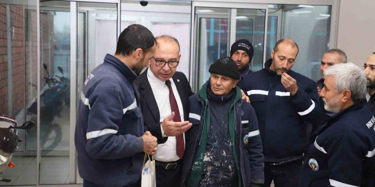 Başkan Çetin Akın Güne Turgutlu’nun Emekçileriyle Başladı