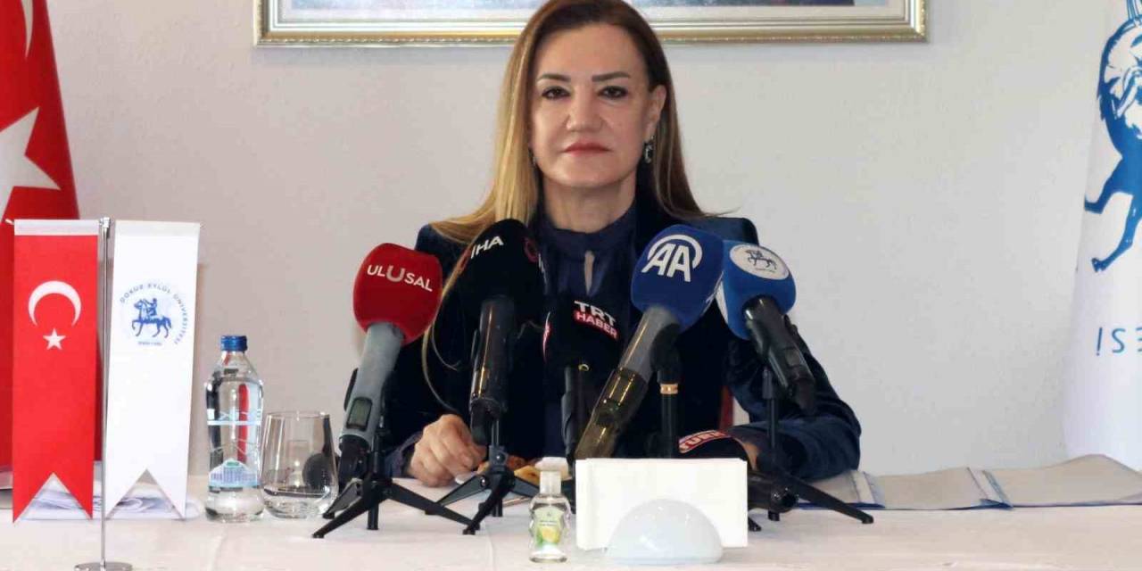 Deü İkinci Deprem Belgeselinin Tanıtımını Yaptı