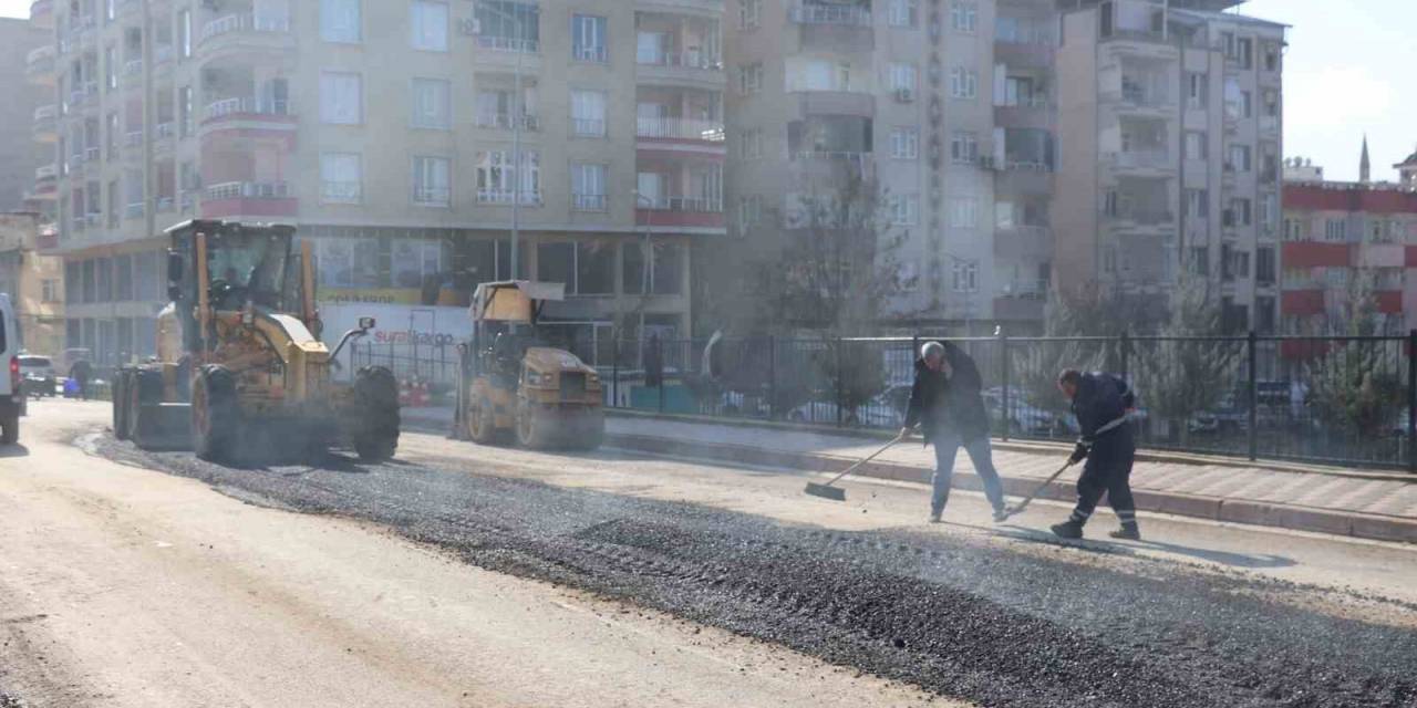 Siirt Belediyesi, Yollarda Yenileme Çalışmalarına Hız Verdi