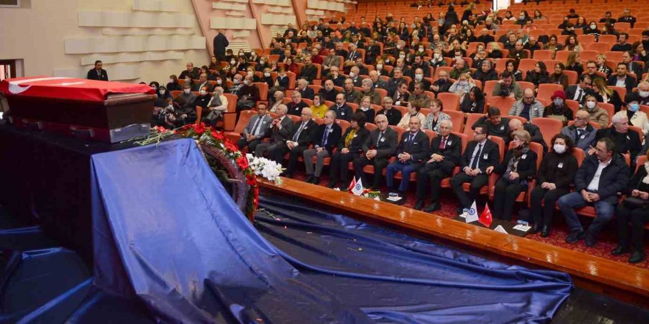 Esogü Prof. Dr. Necat A. Akgün’ü Törenle Ebediyete Uğurladı