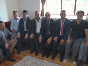 Elazığspor Ve Yeni Malatyaspor Yöneticileri Dostluk Sofrasında Bir Araya Geldi