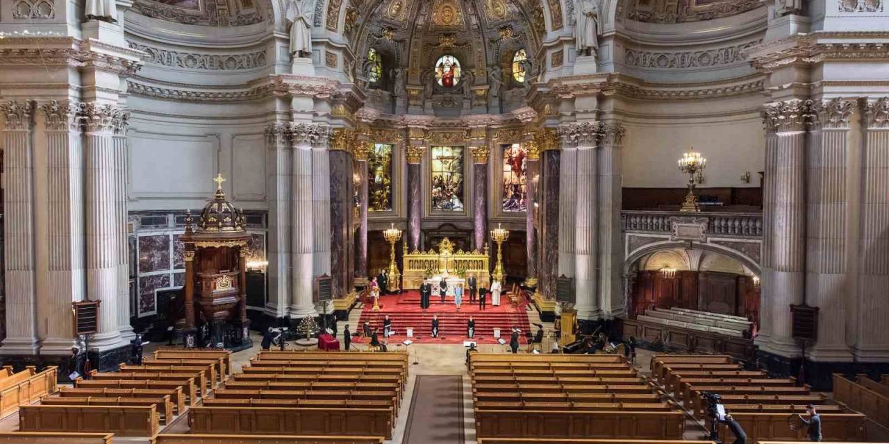 Alman Protestan Kilisesi’nde 9 Binden Fazla Genç Ve Çocuğun Cinsel İstismara Uğradığı Tahmin Ediliyor