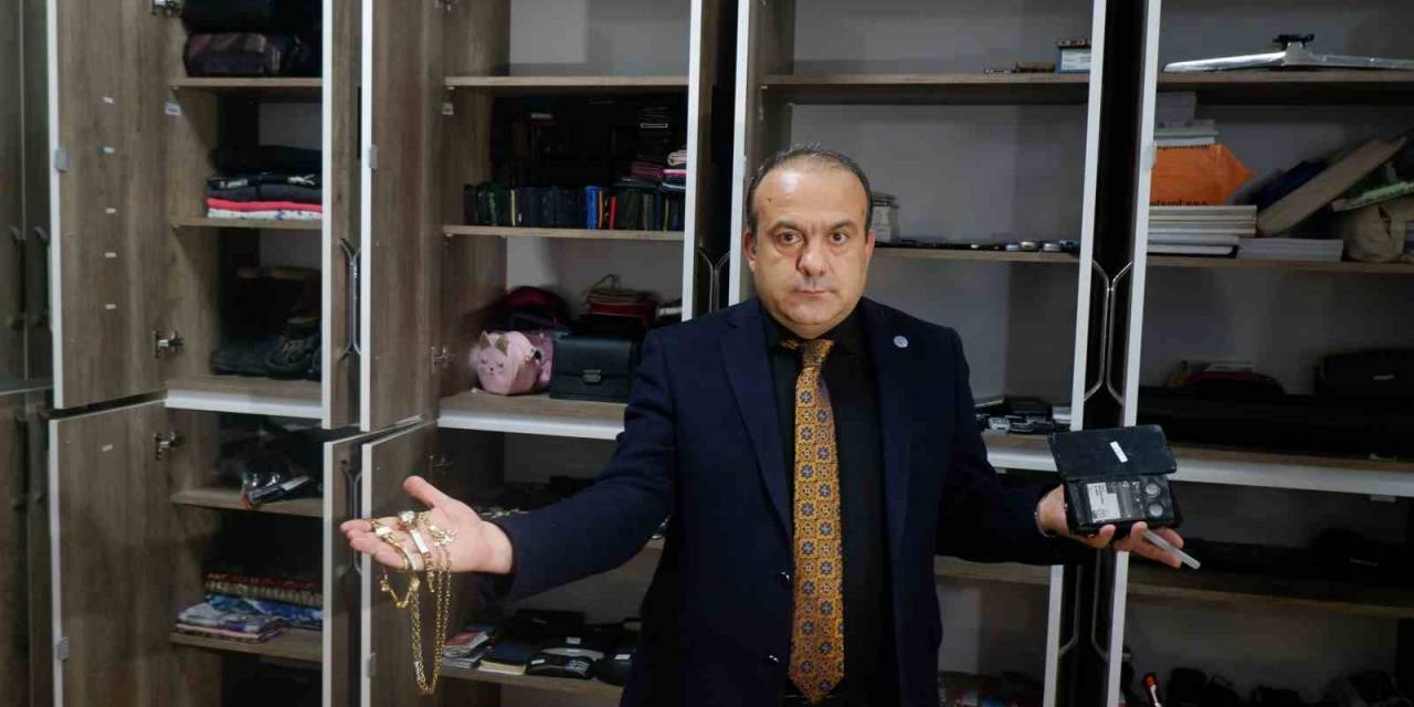 Unutkan Olduk: Kayıp Eşya Bürosunda Alkolmetre De Var Altın Takılar Da