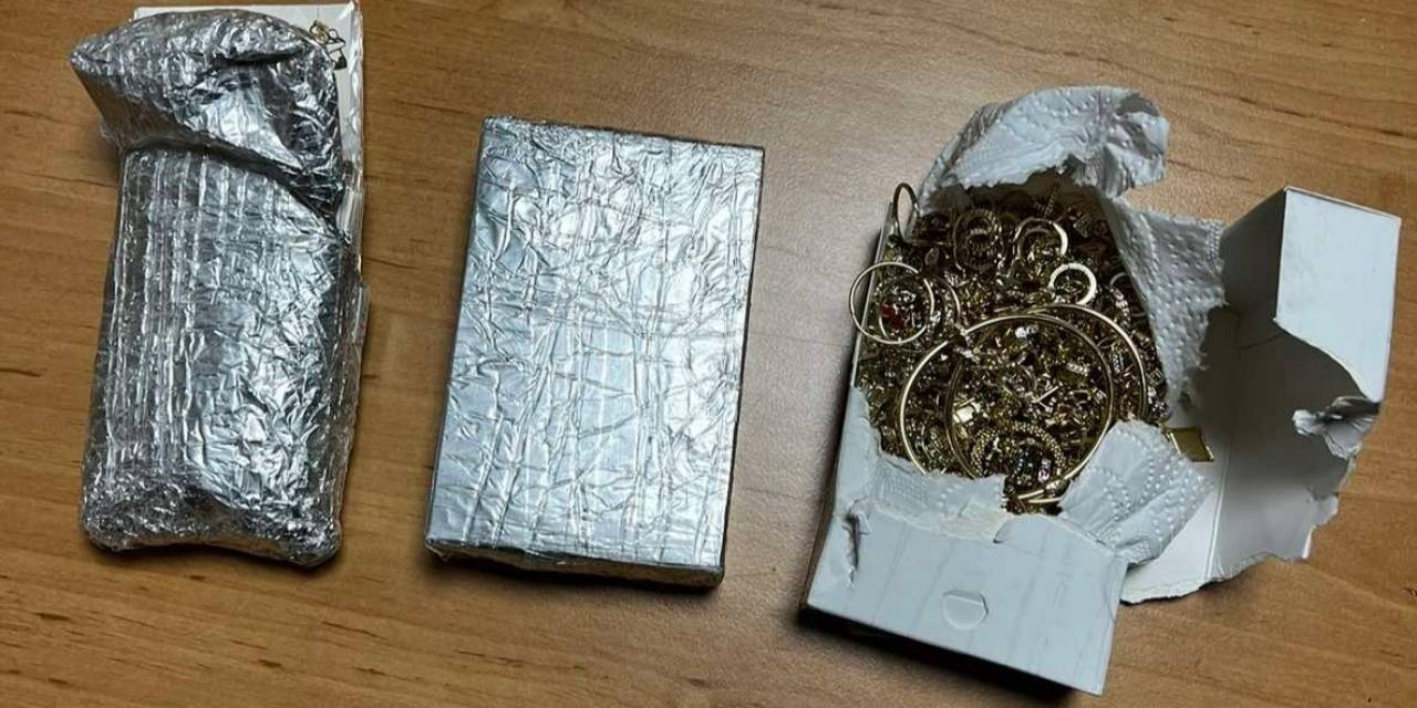 Ceketinin Cebine Koyduğu Kaçak Altınlar Sınırı Geçemedi