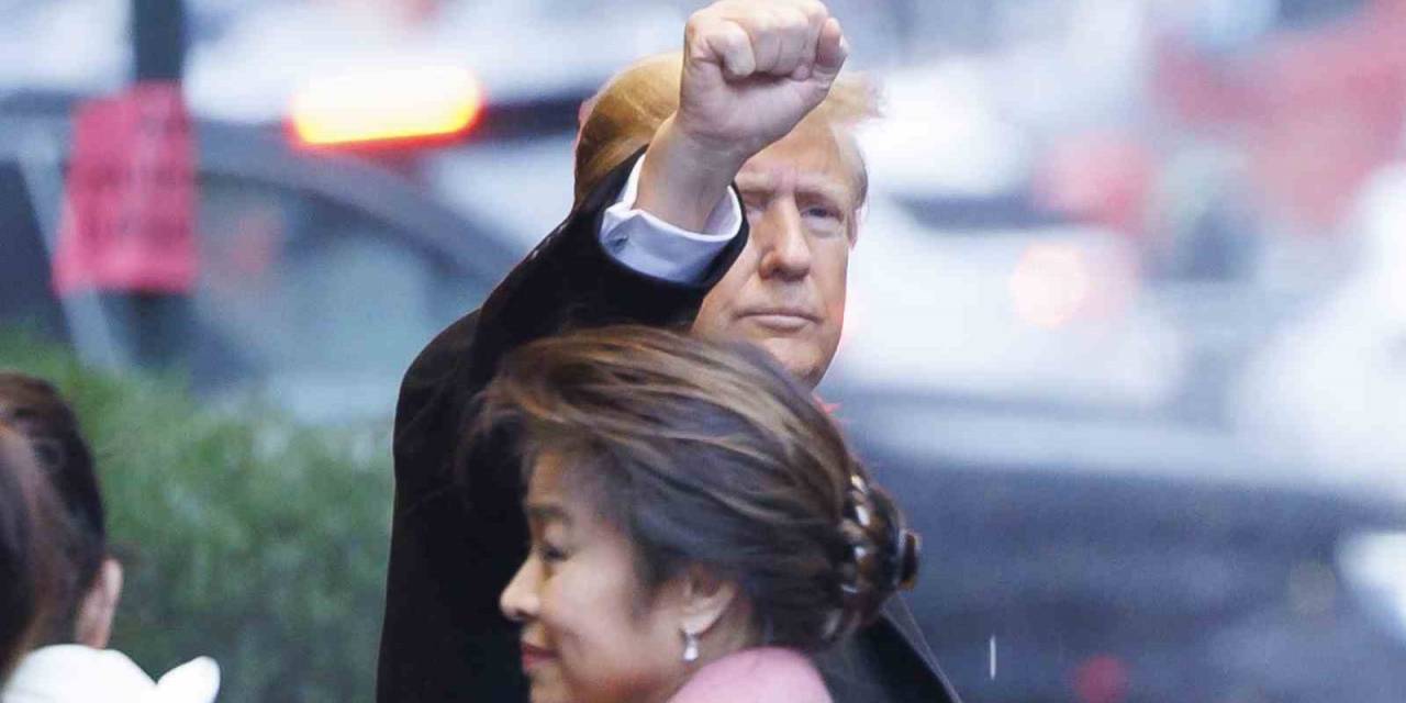 Eski Abd Başkanı Trump “Zarar Tazminatı” Davasında İfade Verdi