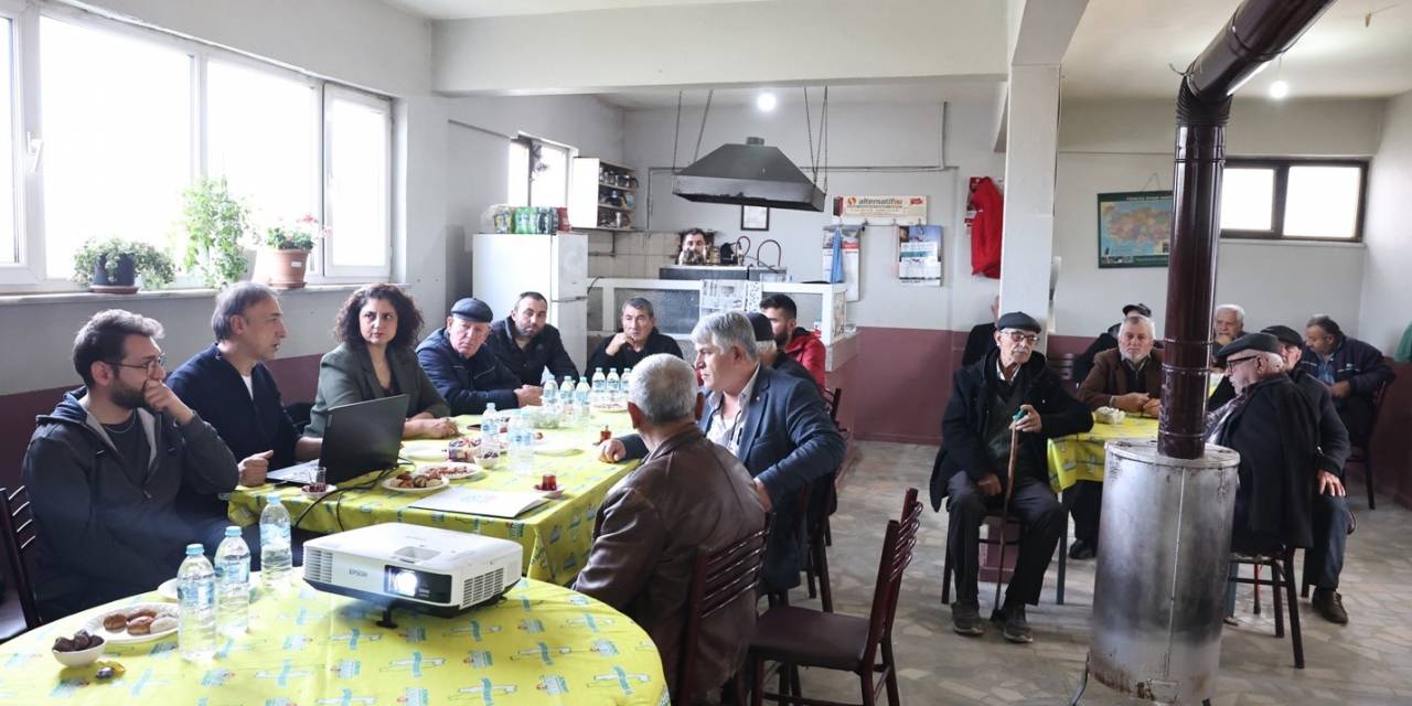 Çiftçilere Toprak, Bitki Ve Su Analizleri Anlatıldı