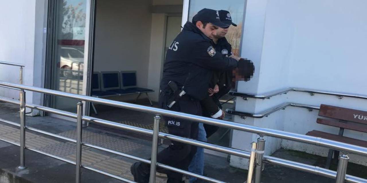 Para Vermeyen Ağabeyinin İşyerini Tiner Döküp Yaktı