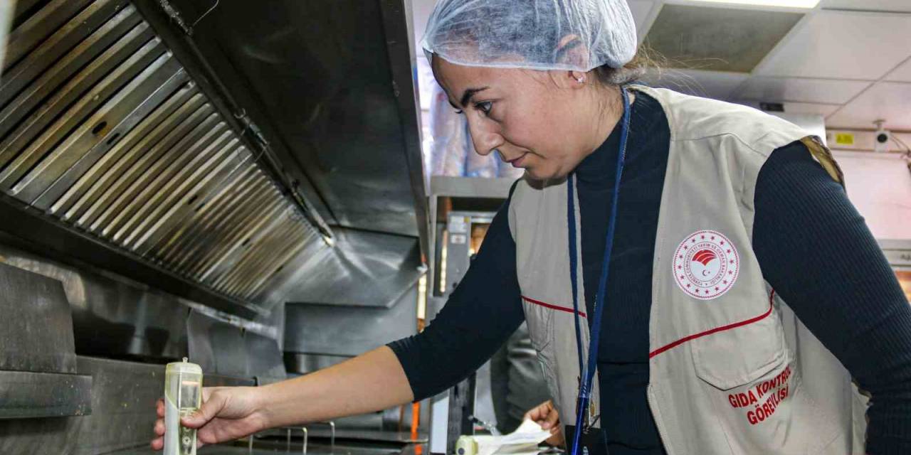Antalya’da 295 Gıda Kontrol Görevlisi Kızartma Yağı Denetimi İçin Sahada