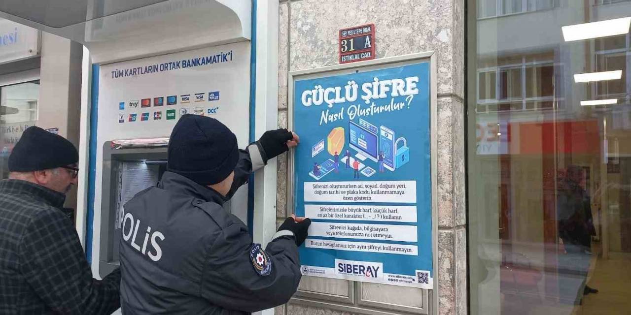 Emniyet Ekipleri Dolandırıcılığa Karşı Vatandaşı Bilgilendiriyor