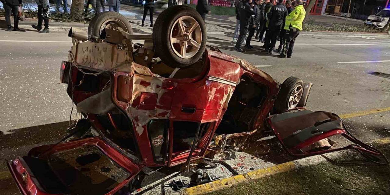 Isparta’da 1 Kişinin Öldüğü Kaza Güvenlik Kamerasına Yansıdı