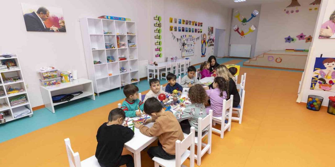 Gülnar’da ’ebeveyn Yolculuğu’ Semineri Gerçekleştirildi