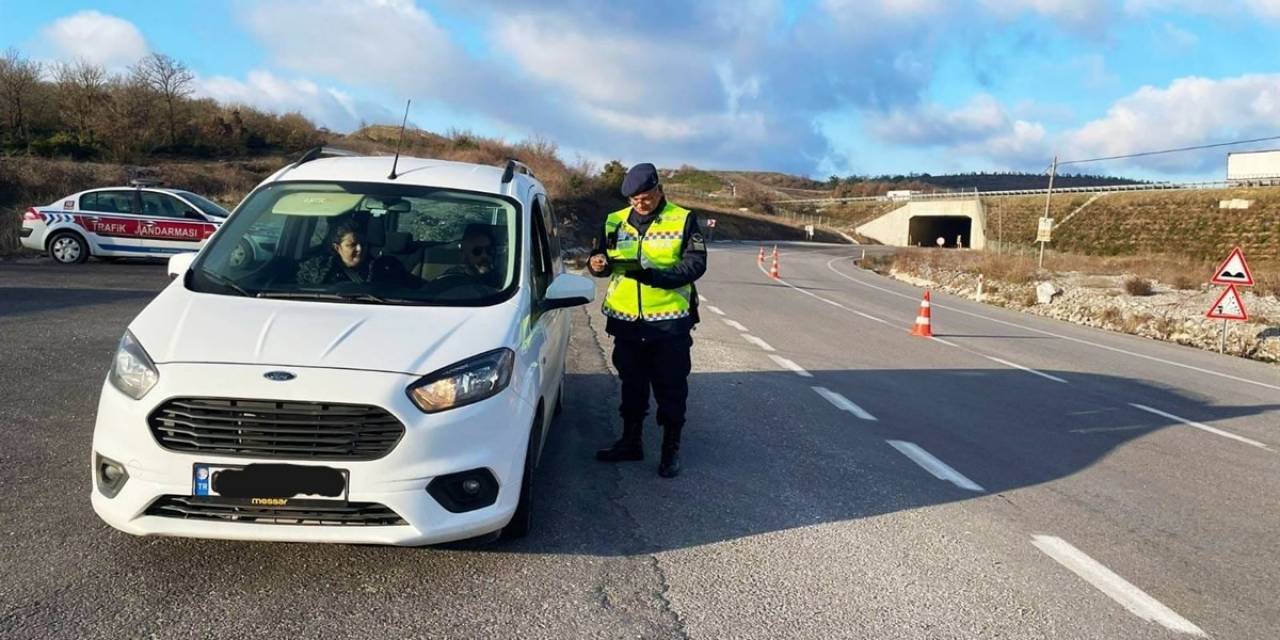 Balıkesir’de Jandarma 12 Şahsı Gözaltına Aldı