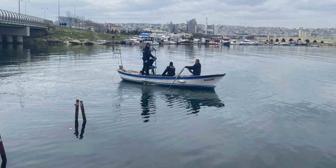 Büyükçekmece Göl’ünde Erkek Cesedi Bulundu