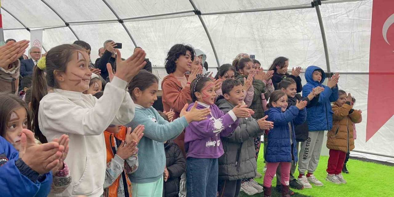 Konteyner Kentte Yaşayan Afetzede Çocuklara Sömestir Eğlencesi