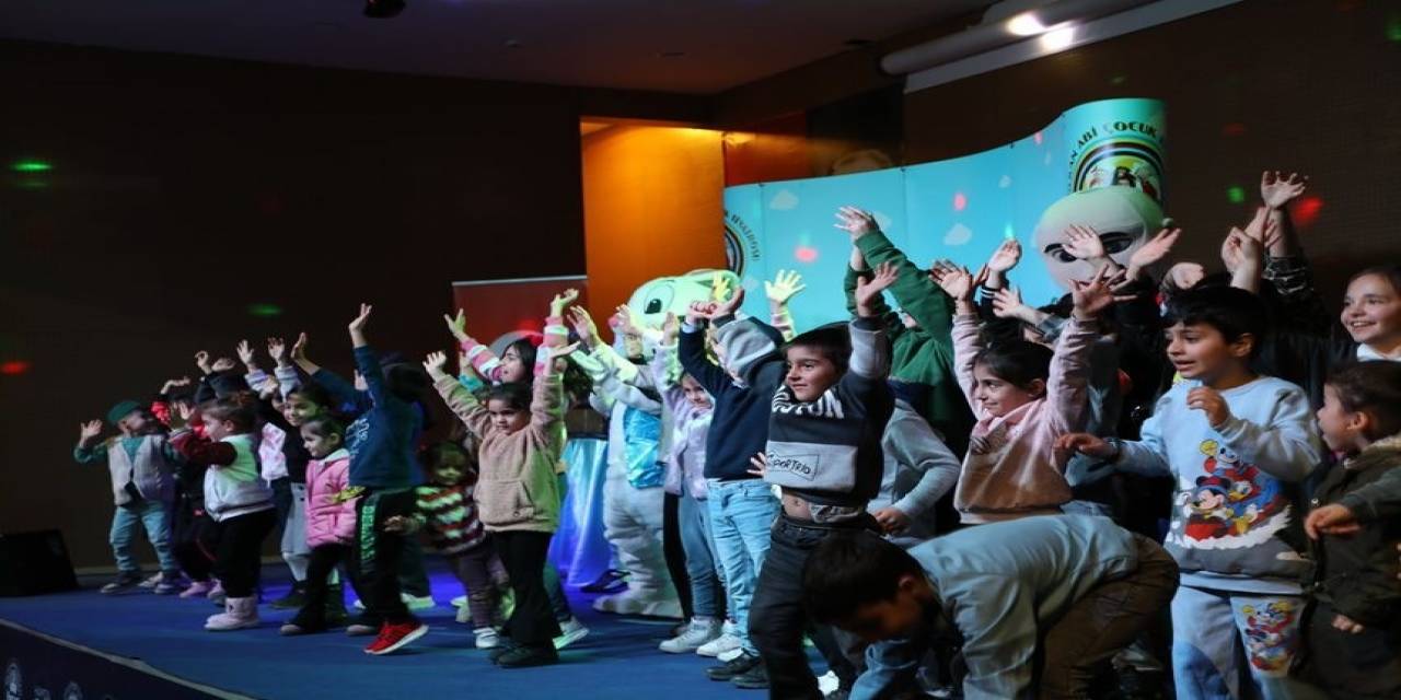 Dilovası’nda Çocuklar Doyasıya Eğlendi