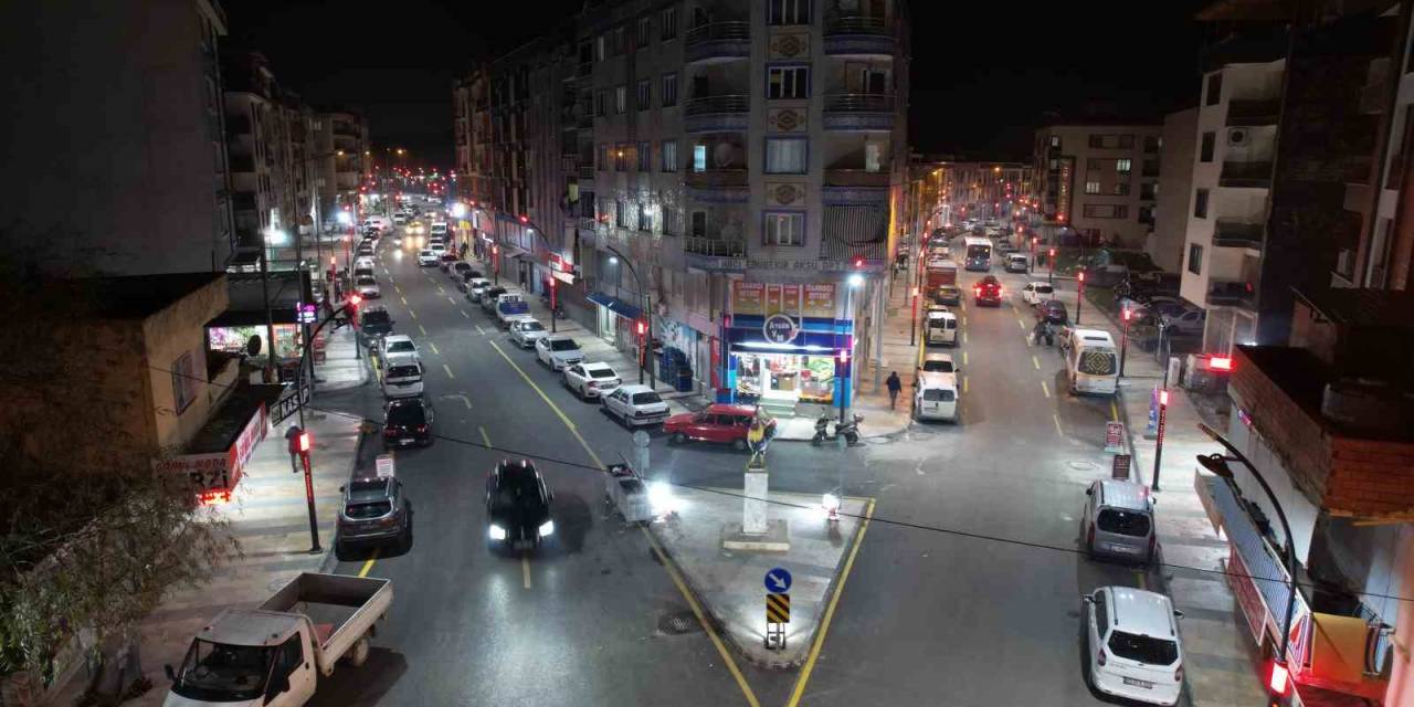 Horozköy Caddesi Işıl Işıl Oldu