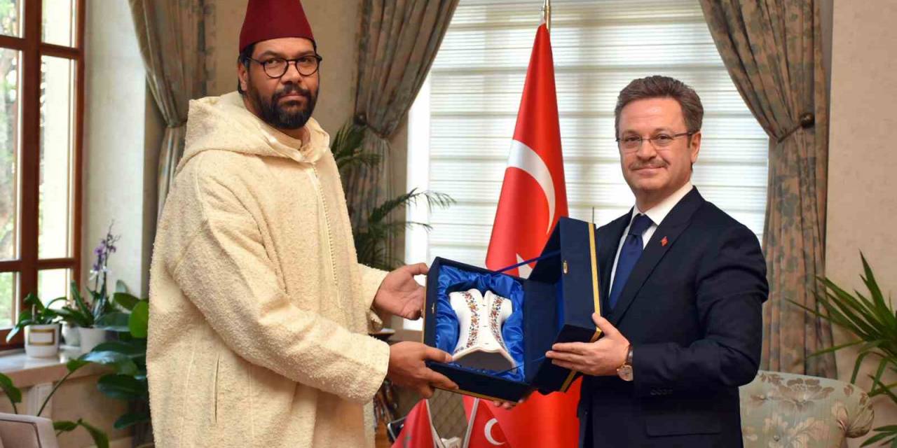 Fas İstanbul Başkonsolosu Mehdi Erramı, Vali Ünlü’yü Ziyaret Etti