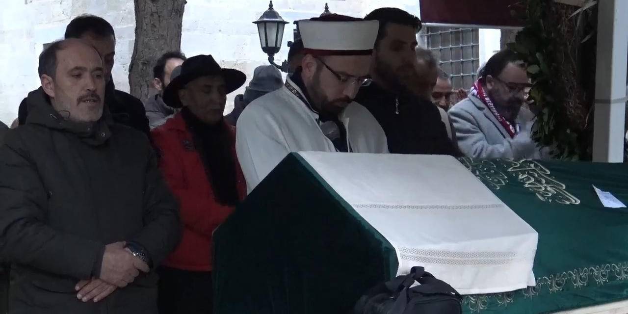 Yeşilçam’ın Usta Oyuncusu Hikmet Taşdemir Son Yolculuğuna Uğurlandı