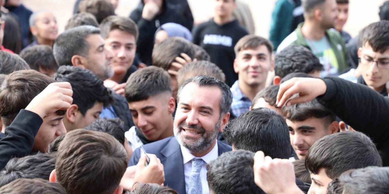 Başkan Şerifoğulları, Gençleri 2024 Proje Lansmanına Davet Etti