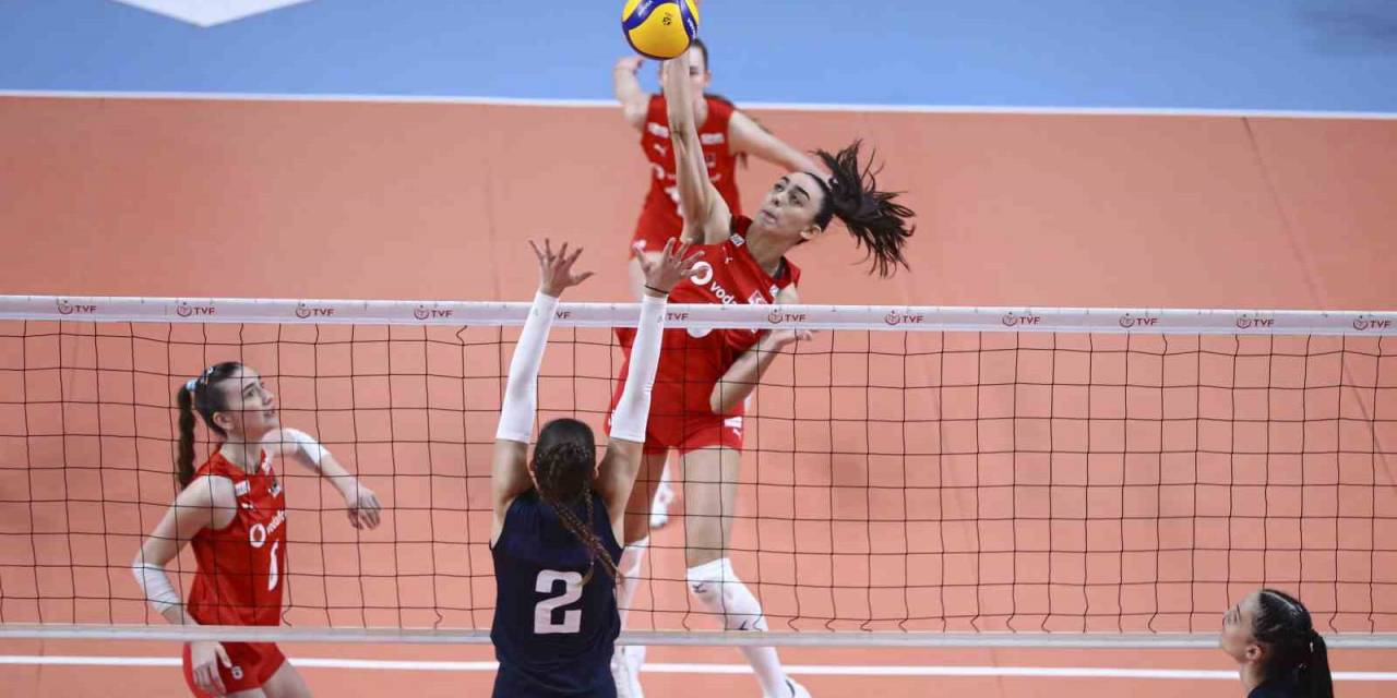 20 Yaş Altı Kadın Voleybol Milli Takımı Finalde