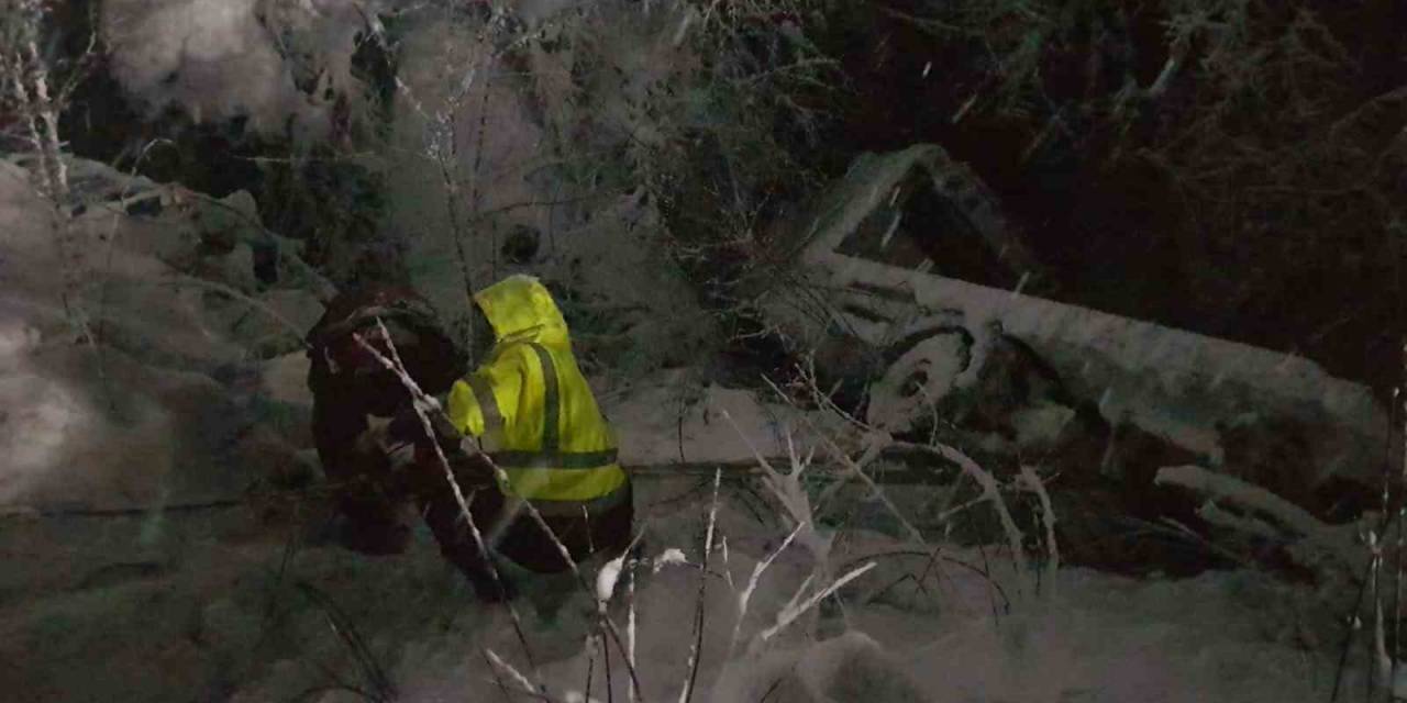 Araç Kurtarmaya Giden Çekici 7 Metrelik Şarampole Yuvarlandı