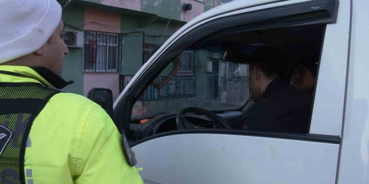 Pazara Ehliyetsiz Çıktı, Ekiplerden Kaçamadı