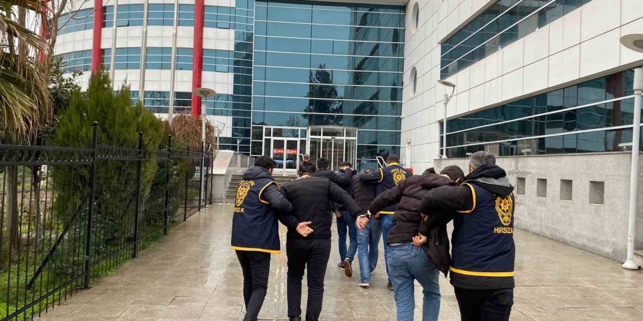 Adıyaman’da Hırsızlık Şüphelisi 4 Kişi Tutuklandı