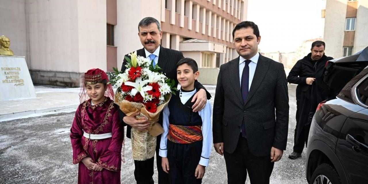 Vali Çiftçi Pasinler’de