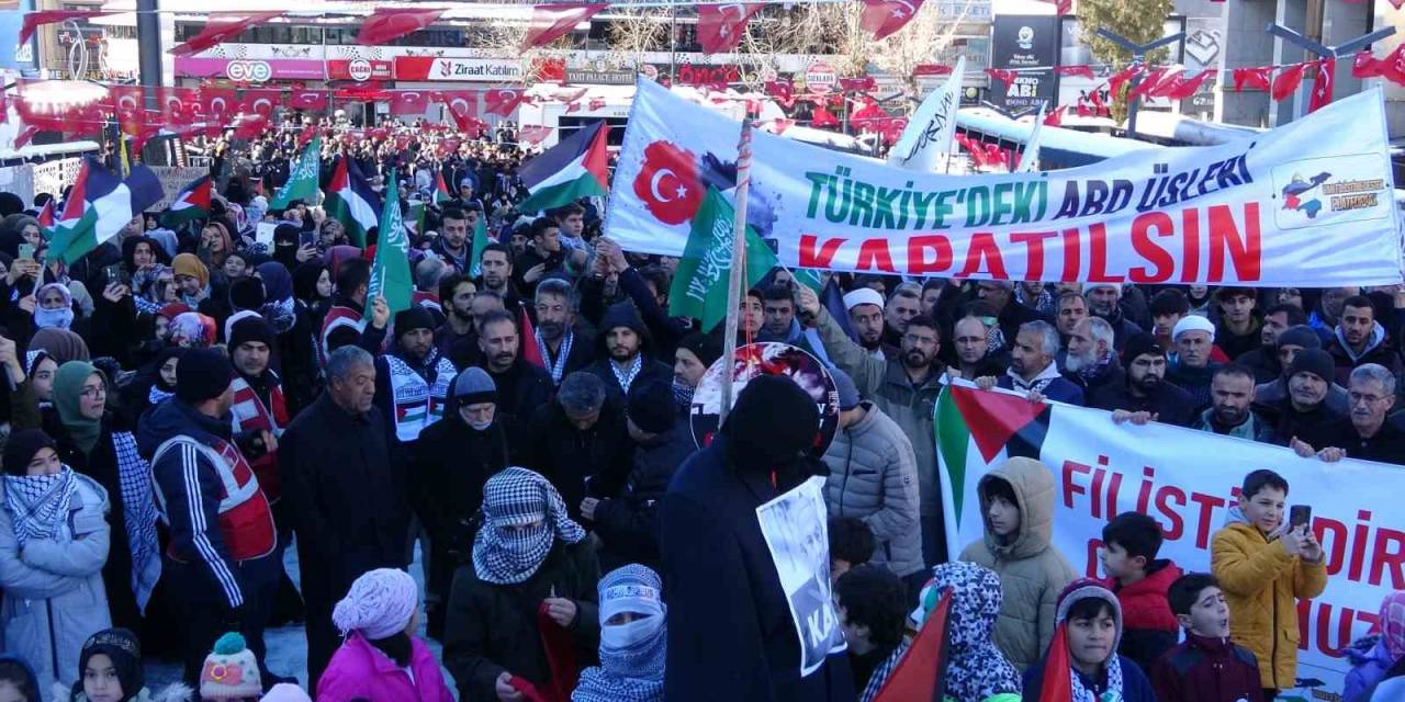 Vanlılar Soğuk Havaya Rağmen Filistin İçin Yürüdü