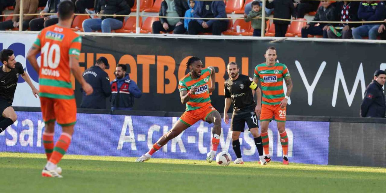 Trendyol Süper Lig: Alanyaspor: 1 - Pendikspor: 1 (Maç Sonucu)