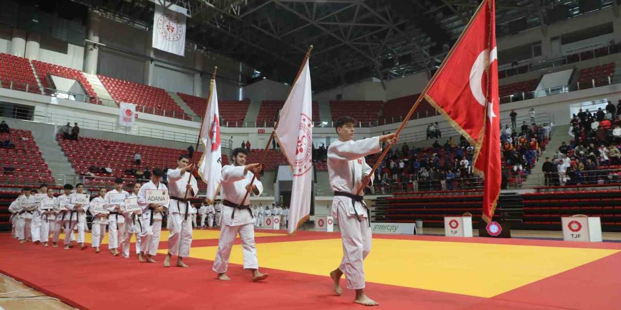 Ümitler Türkiye Judo Şampiyonası Konya’da Başladı