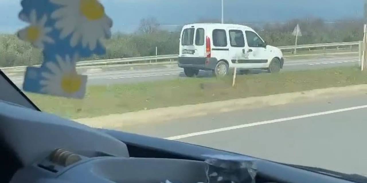 Ters Şeritten Giden Minivan Faciaya Böyle Davetiye Çıkardı