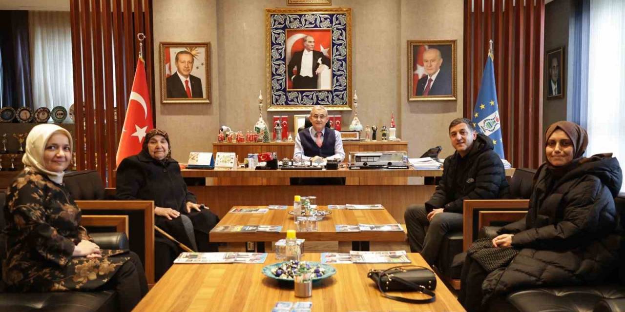 Alim Işık Dârülkurrâ’yı Bağışlayan Hesna Emrem’i Ağırladı