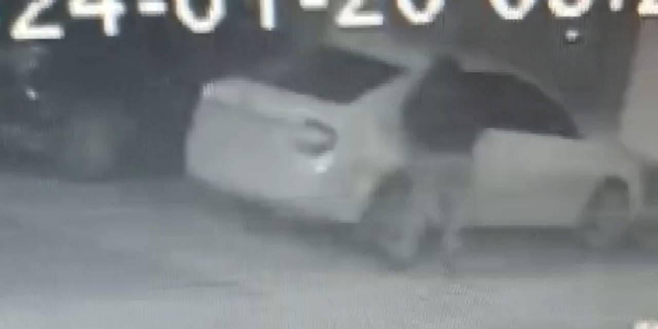 Polis Memurunun Aracına Zarar Verip Not Bıraktı