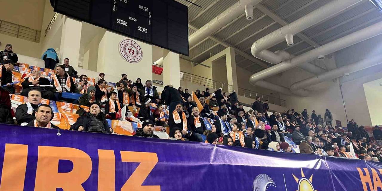 Eskişehir Halkı Cumhurbaşkanı Erdoğan’ı Saatler Öncesinden Beklemeye Başladı