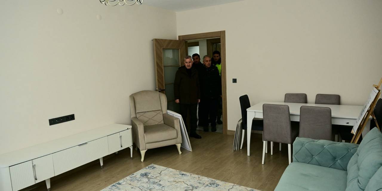 Çınar : “Depremzede Aileleri Güvenli Ve Konforlu Bir Bölgeye Taşıyacağız”