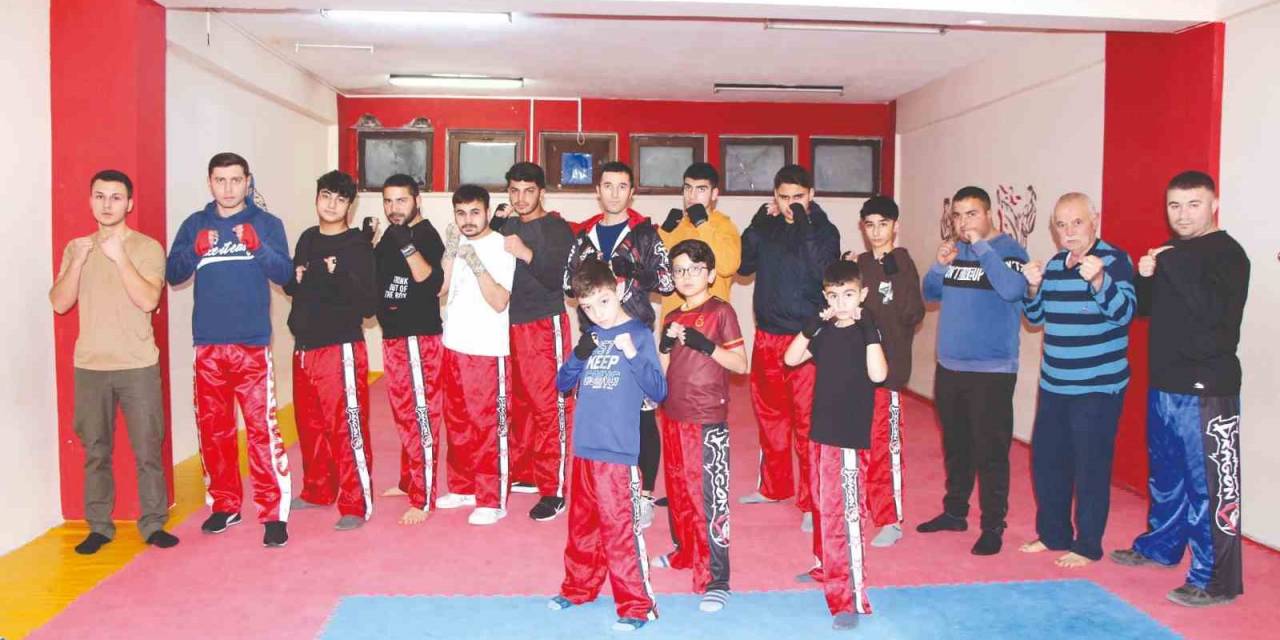 Sungurlu’da Kick Boks Antrenmanları Yeniden Başladı