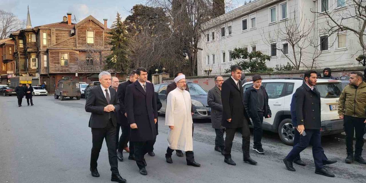 Diyanet İşleri Başkanı Erbaş: "Sadece Camiler Değil Kiliseler, Diğer Sinagoglar Her Zaman Dokunulmazdır Bizim İnancımıza Göre"