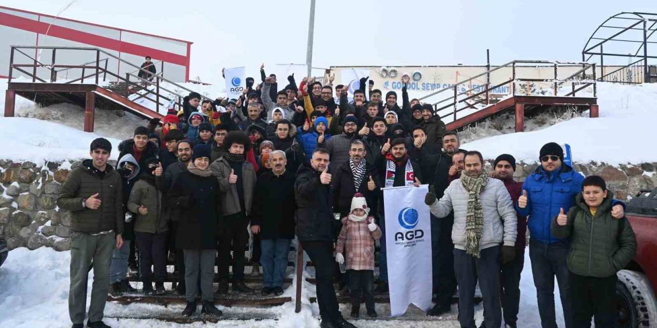 Gençler Erciyes’te Doyasıya Eğlendi