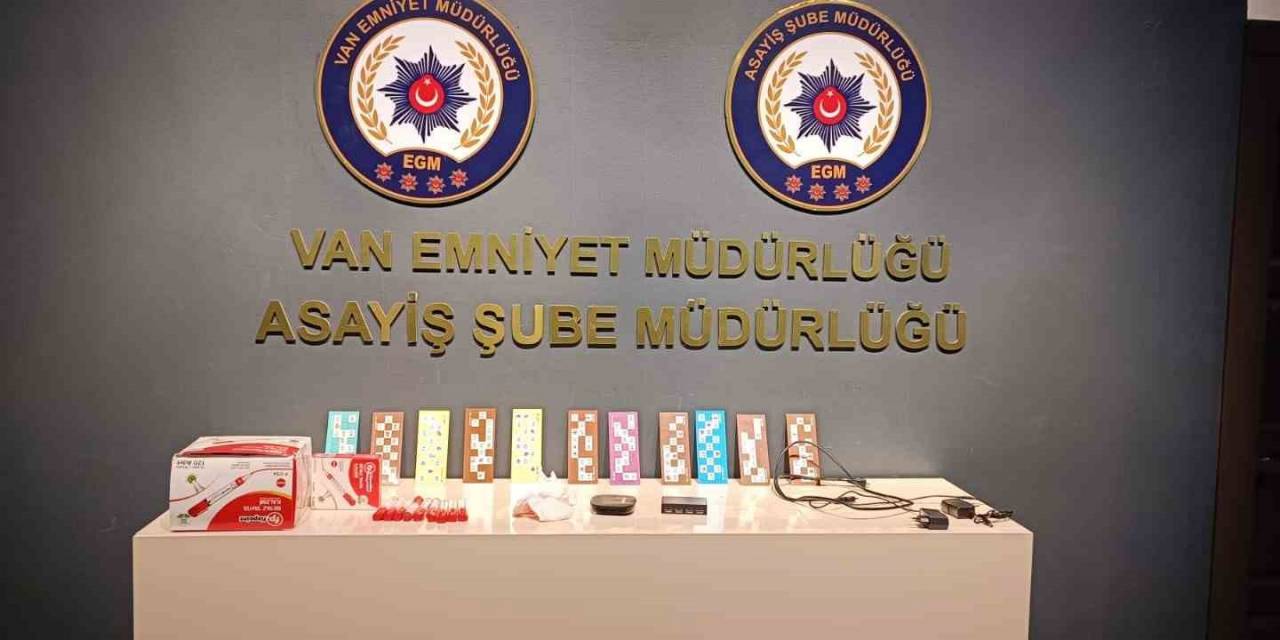 Van’da Değişik Suçlardan 32 Kişi Tutuklandı