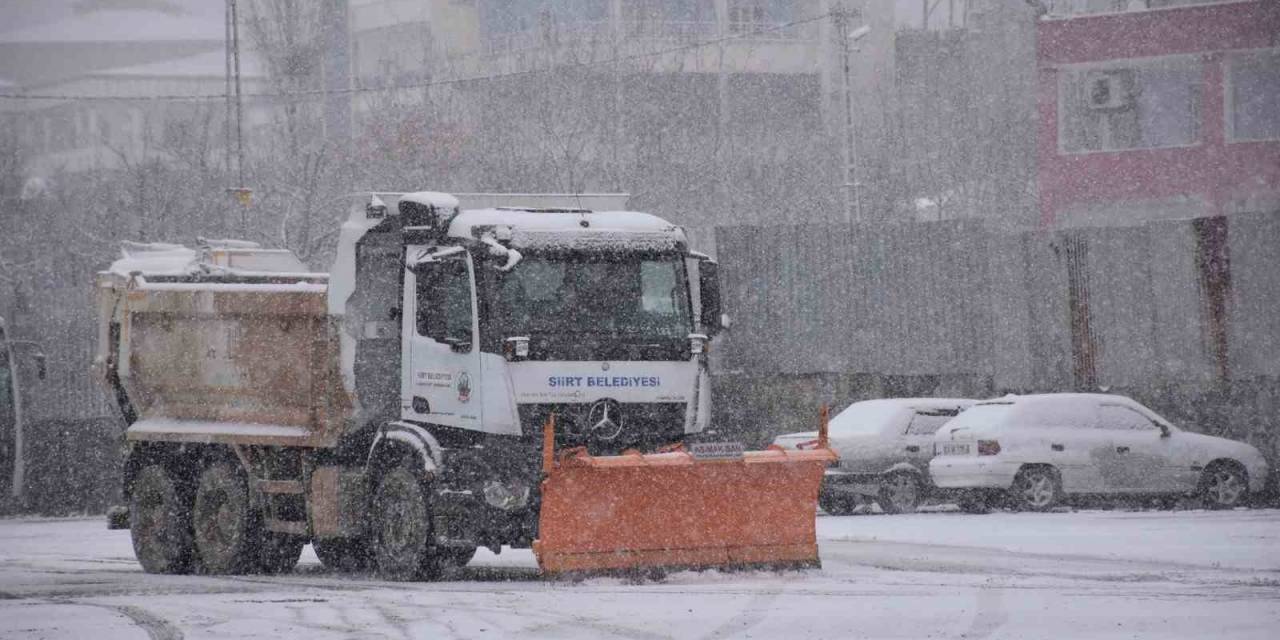 Siirt’te Karla Mücadele Mesaisi Başladı