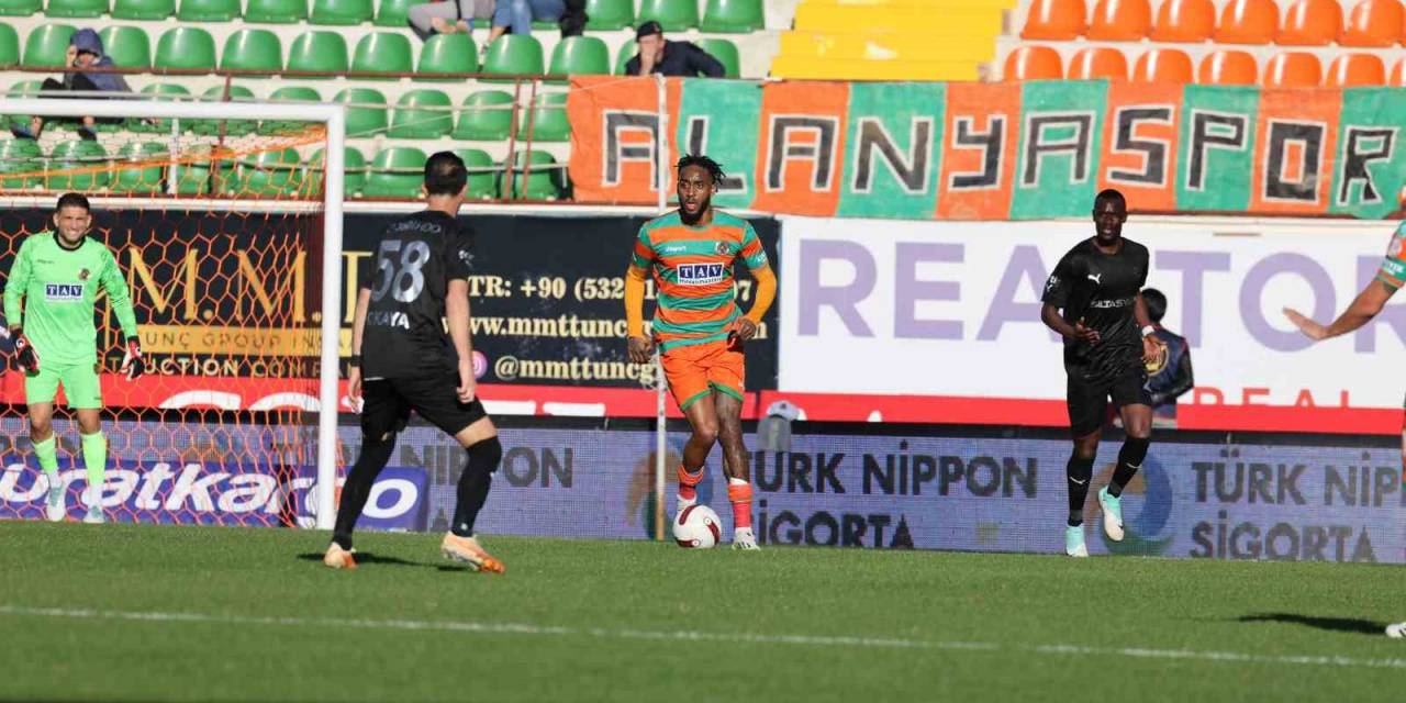 Alanyaspor, İki Hafta İstanbul Deplasmanında Olacak