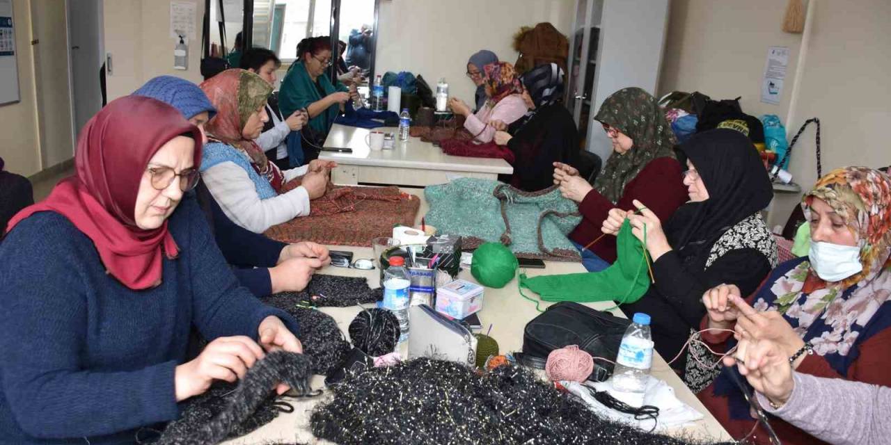 Bu Kursta İlmek İlmek Mutluluk Var: "Gerçek Bir Terapi"