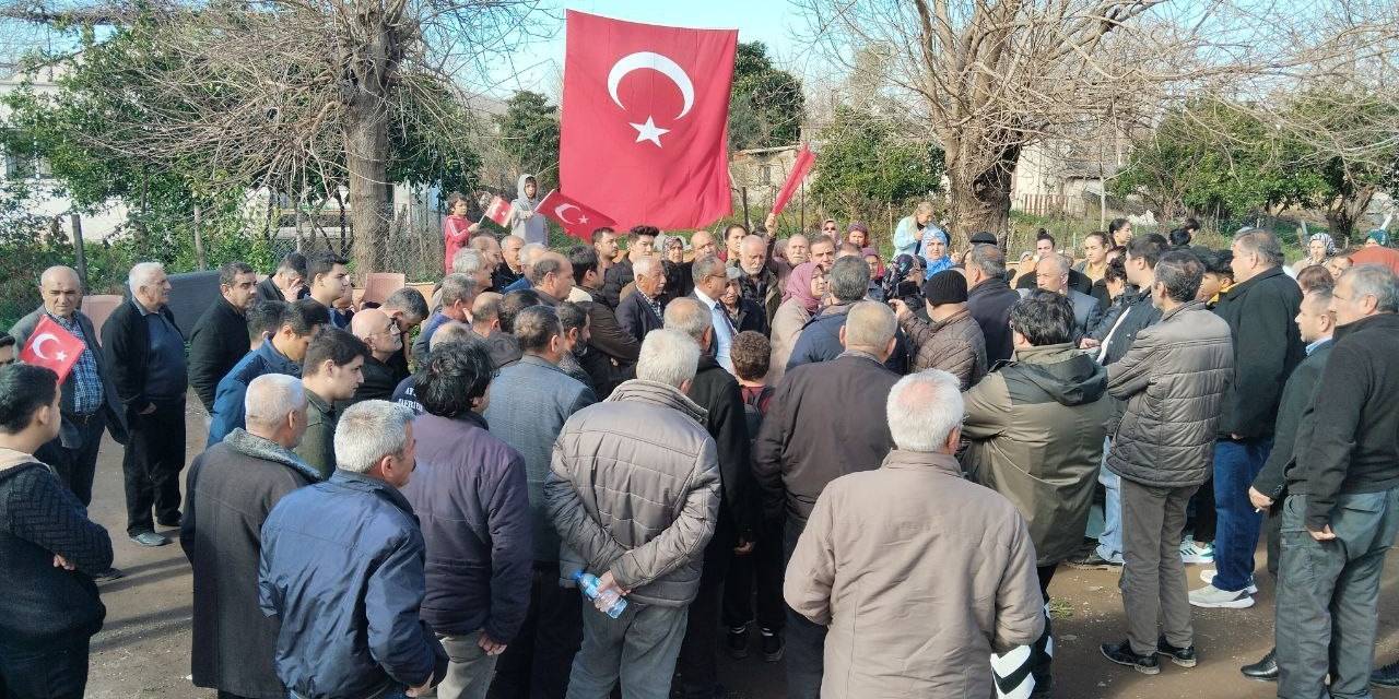 Chp’li 300 Partili Ön Seçimsiz Belirlenen Adaya Destek Vermeme Kararı Aldı